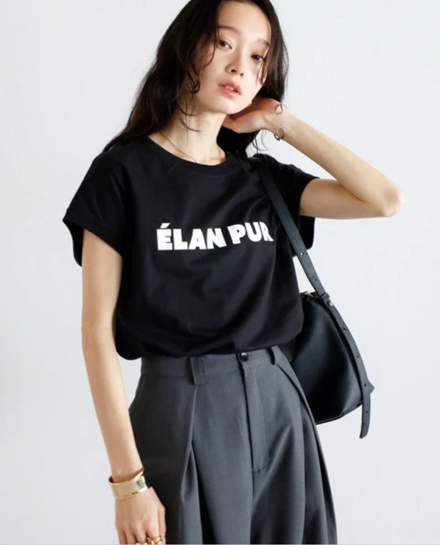 ÉLAN PUR French Sleeve Logo Tee