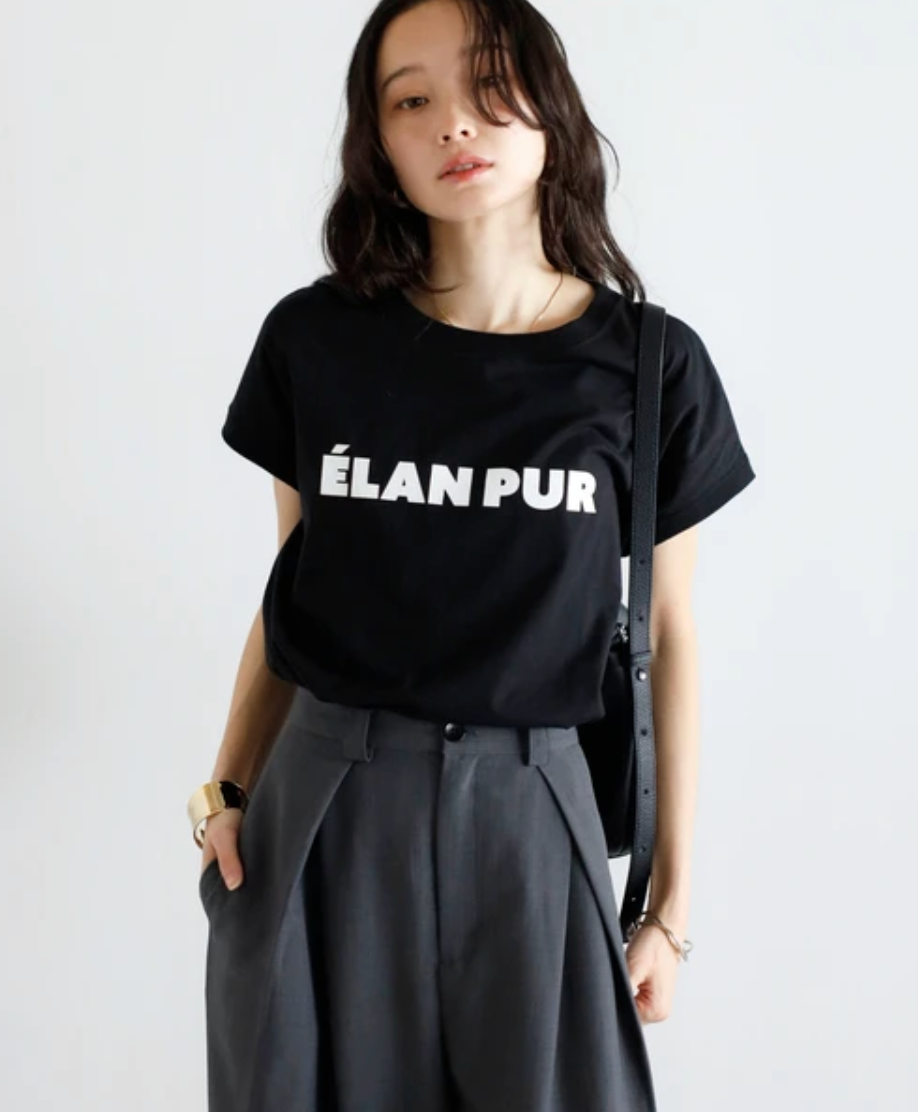 ÉLAN PUR French Sleeve Logo Tee