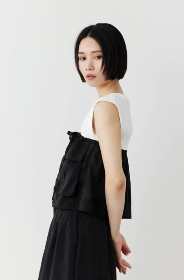 Contrast Cargo Layer Top — Black x White