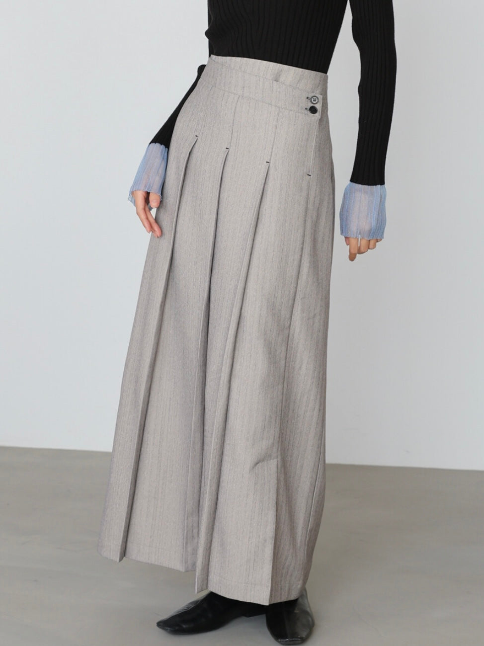 Bab Pinstripe Pleated Skirt with Diagonal Buttons