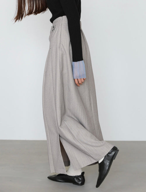 Bab Pinstripe Pleated Skirt with Diagonal Buttons M.Mood Minimal