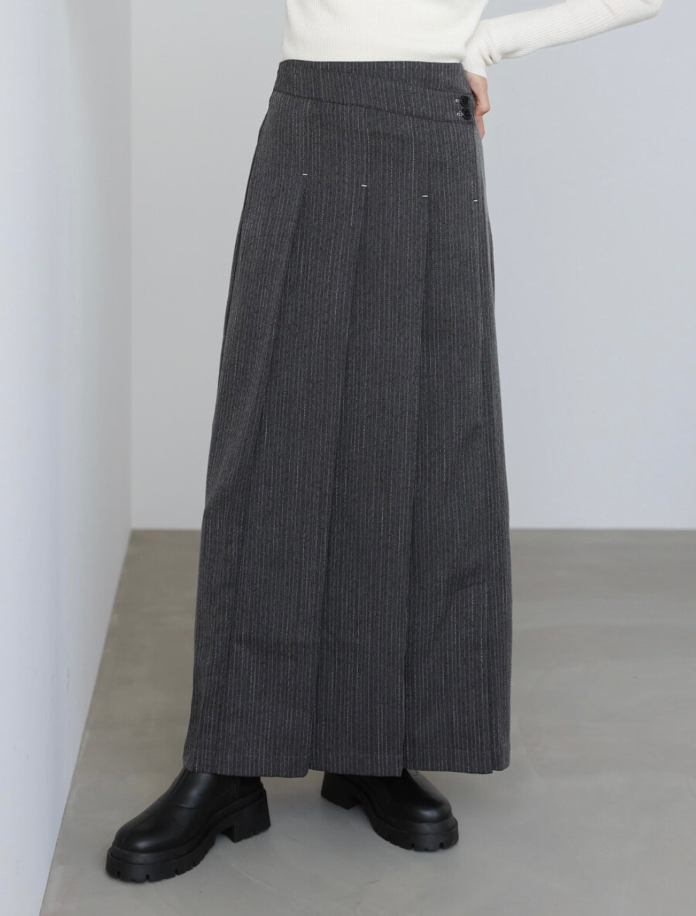Bab Pinstripe Pleated Skirt with Diagonal Buttons