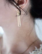 U-Chain Long Pierced Earrings